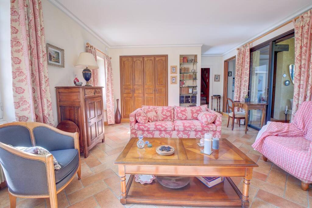 Bois Et Chiffons Famille Et Confort Siorac-en-Perigord Exterior photo